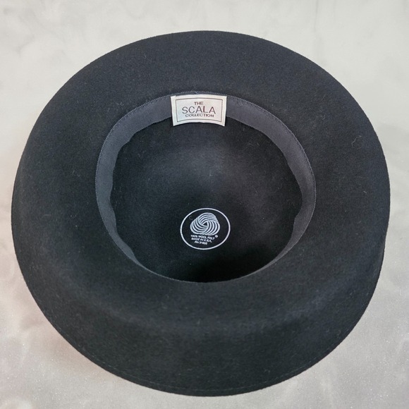 Scala USA Vintage Black Wool Felt Cloche Rose Hat 21" 1920s Gatsby Style 80s 90s - Picture 6 of 14